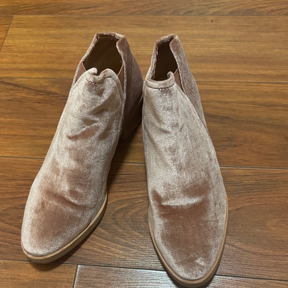 Dolce Vita Velvet Ankle Booties in Tan